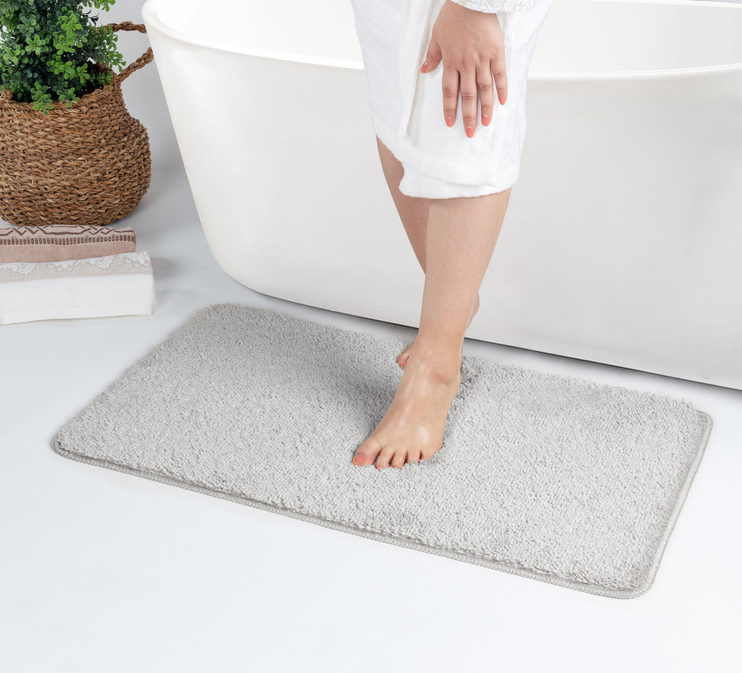 MEGGIN Tapis Salle de Bain I Tapis Antidérapant, Lavable en Machine, Poils Longs, Doux, Durable, Absorbant, Séchage Rapide I Gris Clair